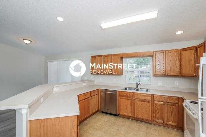 1711 Hayworth Cir Nw - Photo 7 of 16