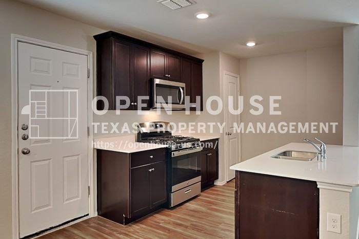 437 Falling Star Dr - Photo 6 of 20