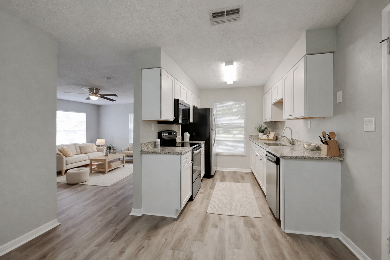 2627 E 31st Ave - Photo 4 of 28