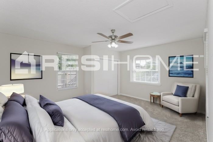 5621 7th St S - Photo 6 of 16