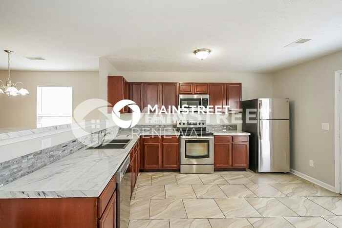 2815 Creekbend Dr - Photo 7 of 17