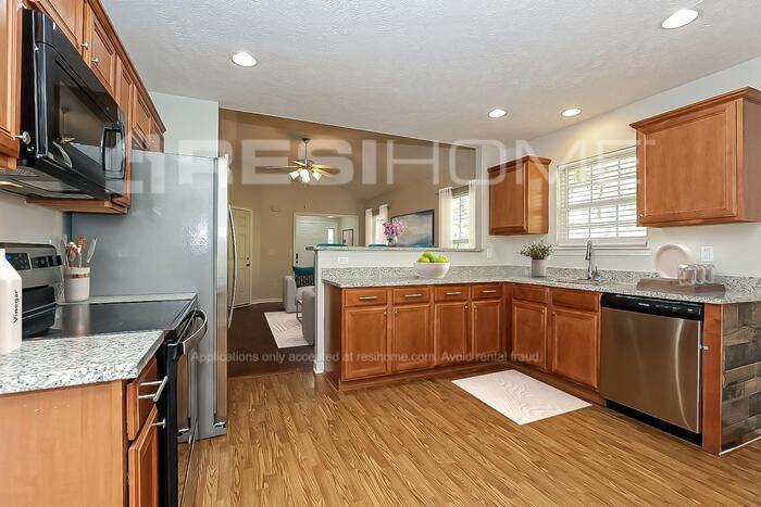 5132 Preserve Blvd - Photo 2 of 16