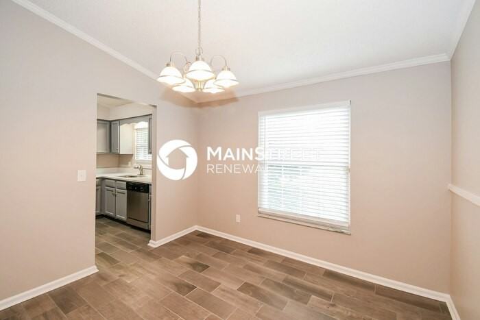 10844 Reading Rd - Photo 5 of 16