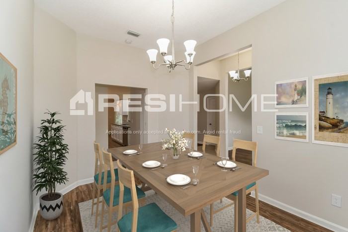 11052 Copper Hill Dr - Photo 4 of 18