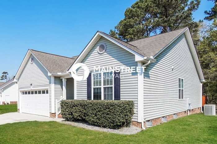 153 Tangueray Dr - Photo 3 of 16