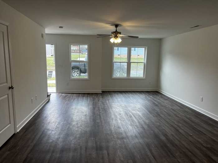 620 W Cemetery St - Photo 5 of 14