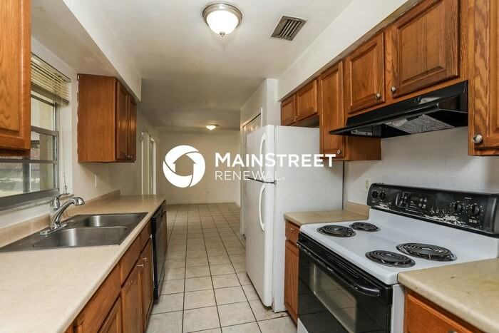 865 S Lake Rd - Photo 6 of 16