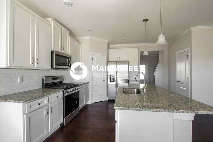 2132 Vecchio Dr - Photo 7 of 17