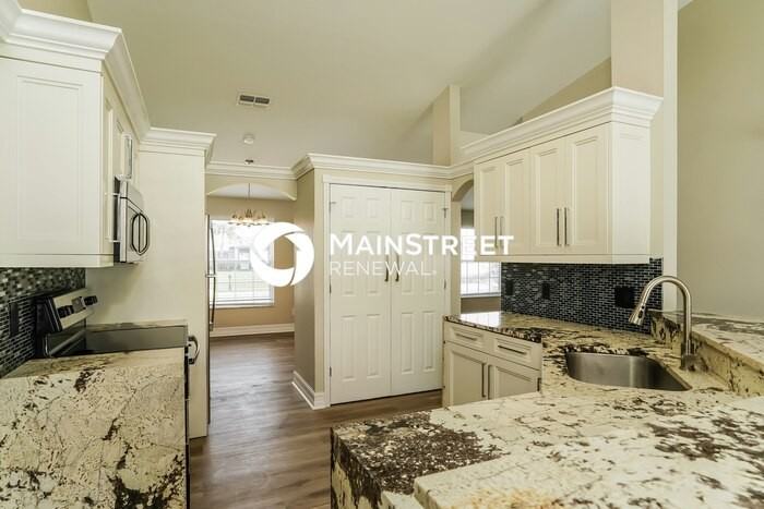 815 Champion Ave - Photo 6 of 16