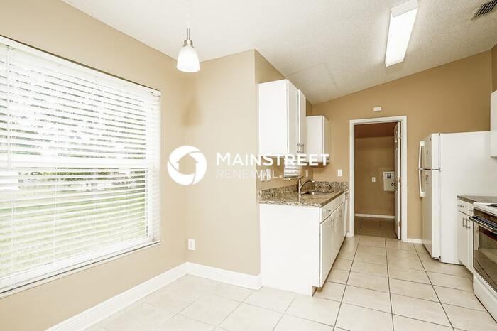 6906 Ocala Ave - Photo 7 of 16