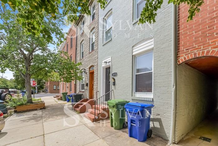 3006 Elliott St - Photo 2 of 16