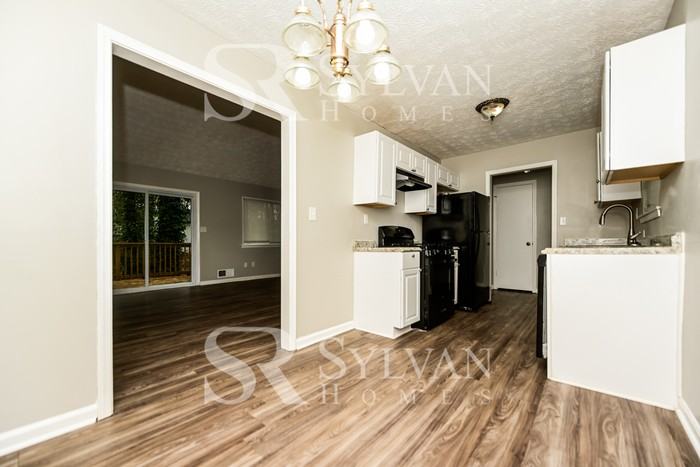 6855 Red Maple Ct - Photo 6 of 18