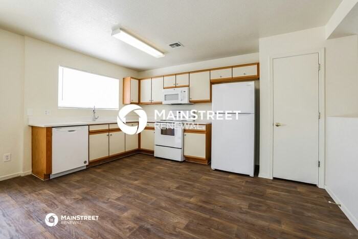 5434 S Monrovia Ave - Photo 7 of 16