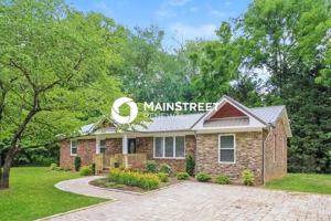 featured image of 2917 Wesleyan Ln