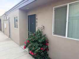 featured image of 1901 Cedar St