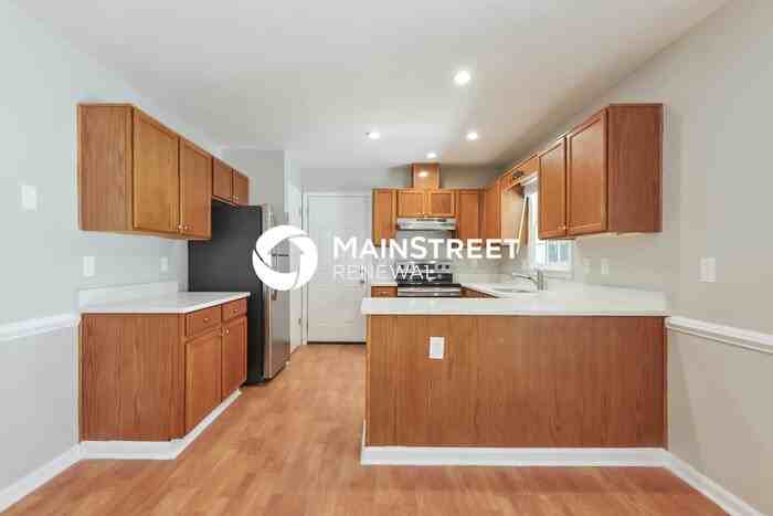 5129 Dantonville Ct - Photo 7 of 16