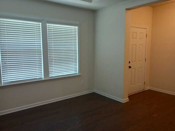 48 Hatfield Way - Photo 7 of 50