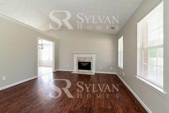 114 Meadow View Dr - Photo 3 of 16