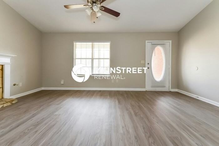 138 Michelle Dr - Photo 3 of 16