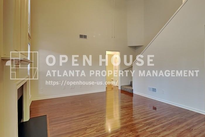 595 Astonefield Drive - Photo 5 of 21