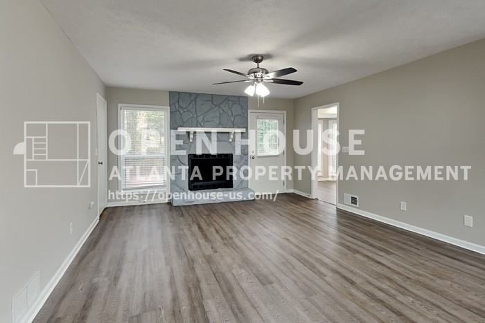 355 Ridgemont Dr - Photo 5 of 20