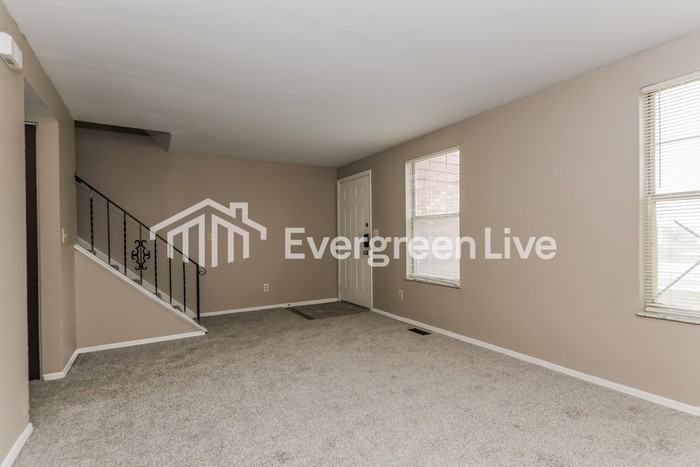 8195 Mount Carmel St - Photo 3 of 15