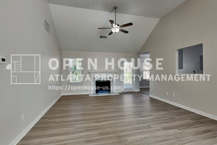 4642 Devencrest Ln - Photo 4 of 21