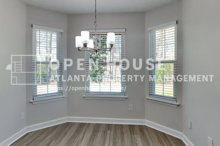 4642 Devencrest Ln - Photo 7 of 21