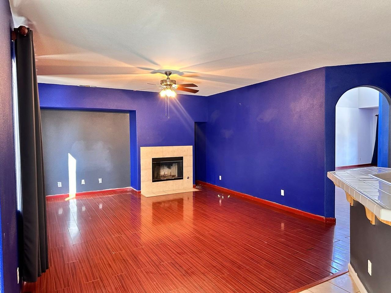 4431 Burr Ct - Photo 5 of 28