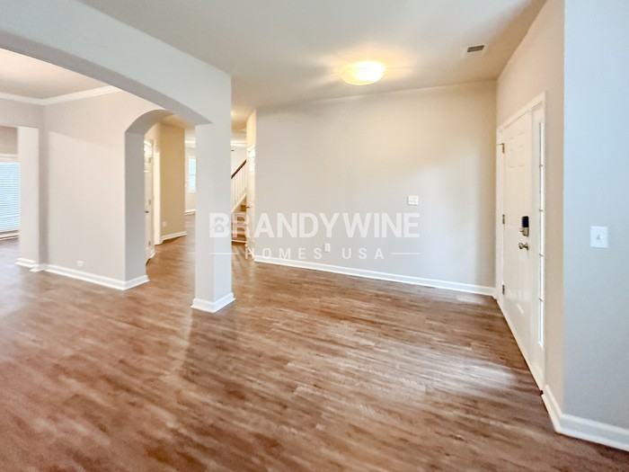 2585 Kolb Manor Cir Sw - Photo 3 of 33