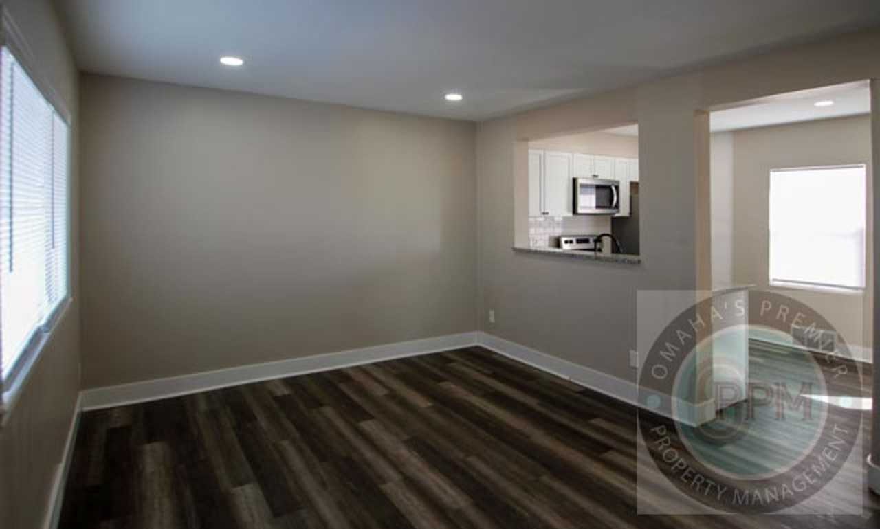 3309 S 32nd Ave - Photo 2 of 16