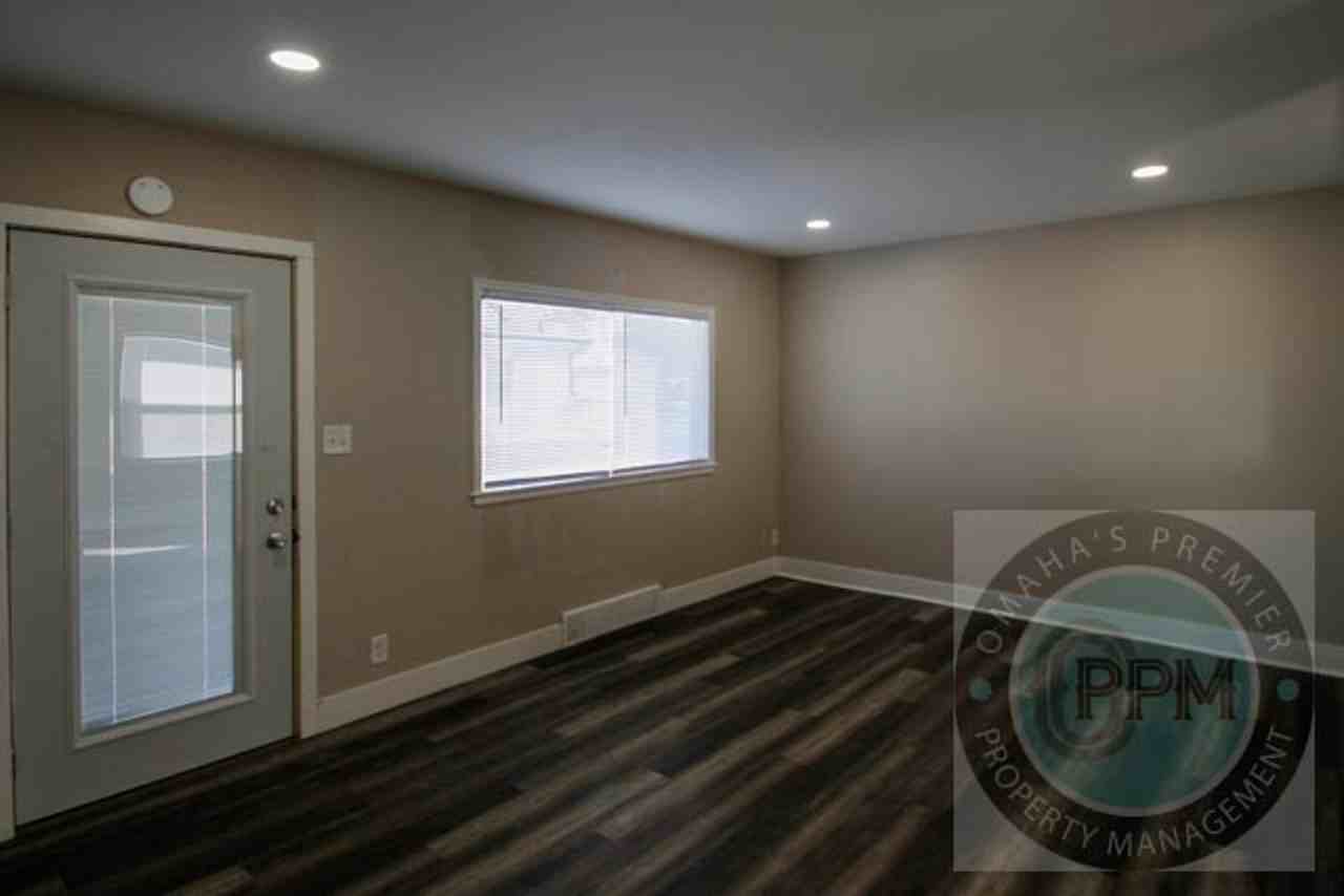 3309 S 32nd Ave - Photo 5 of 16