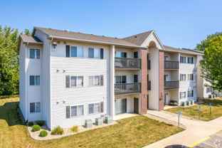 Pineview Place Apartments - Photo 1 of 1