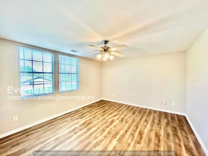 322 Ezekial Ave - Photo 5 of 25