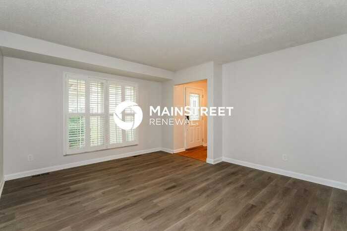 148 Shaw Dr - Photo 2 of 19