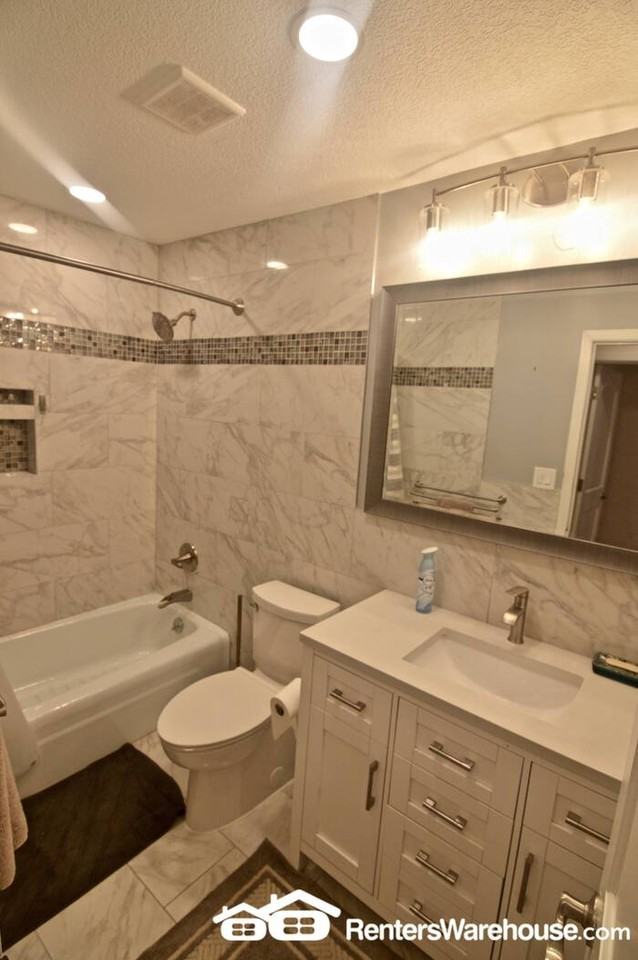 4201 Lakeside Ave N #111 - Photo 6 of 11