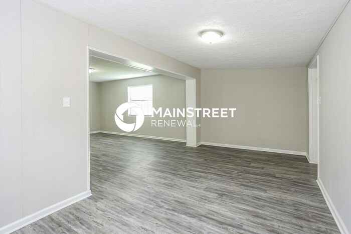 6245 Green Pine Ln - Photo 4 of 16