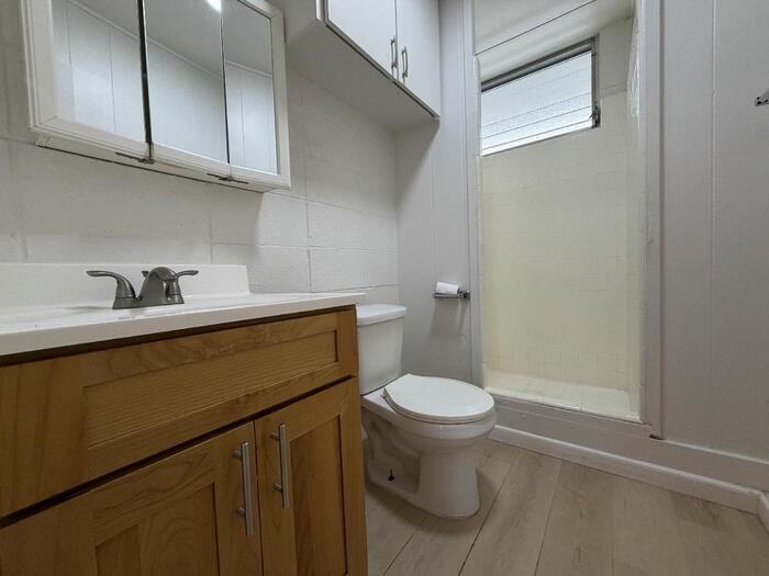 1259 Matlock Ave #7 - Photo 4 of 5