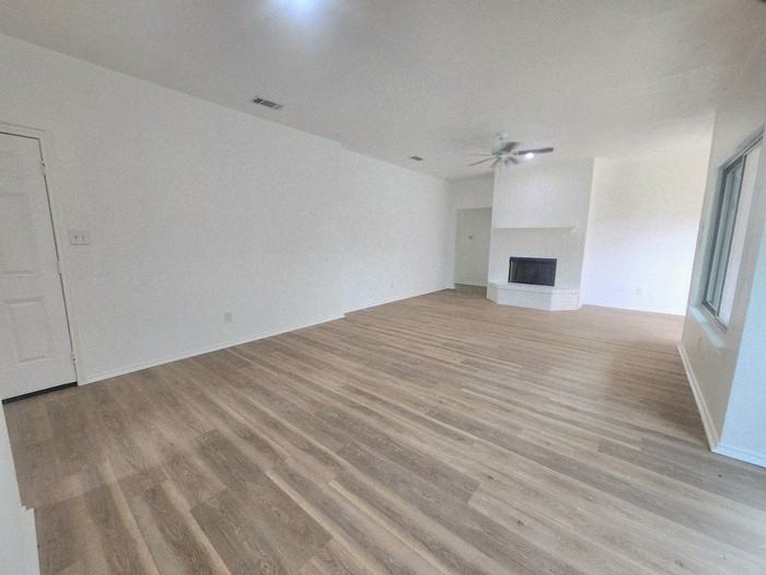 802 Headwater Dr - Photo 2 of 11