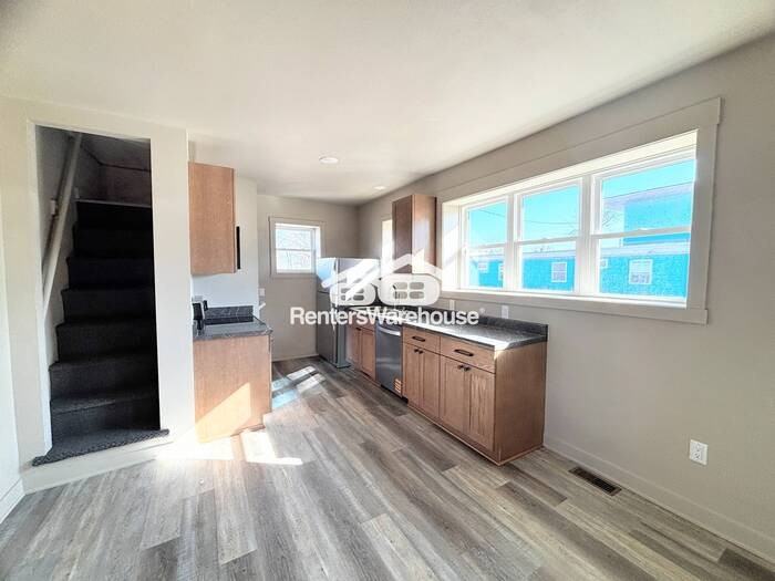 2621 Se 14th St - Photo 3 of 12