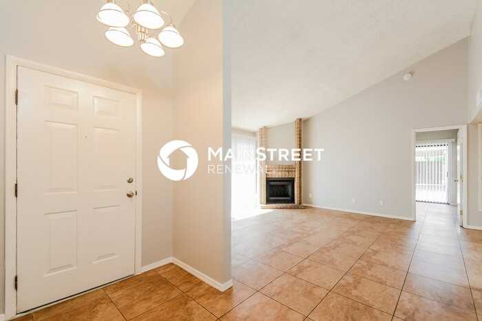 185 W Virginia St - Photo 4 of 16