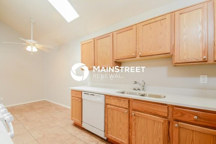 185 W Virginia St - Photo 5 of 16