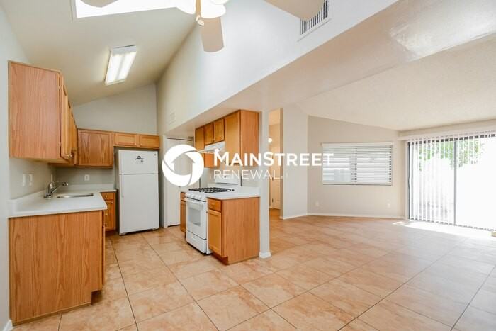 185 W Virginia St - Photo 7 of 16