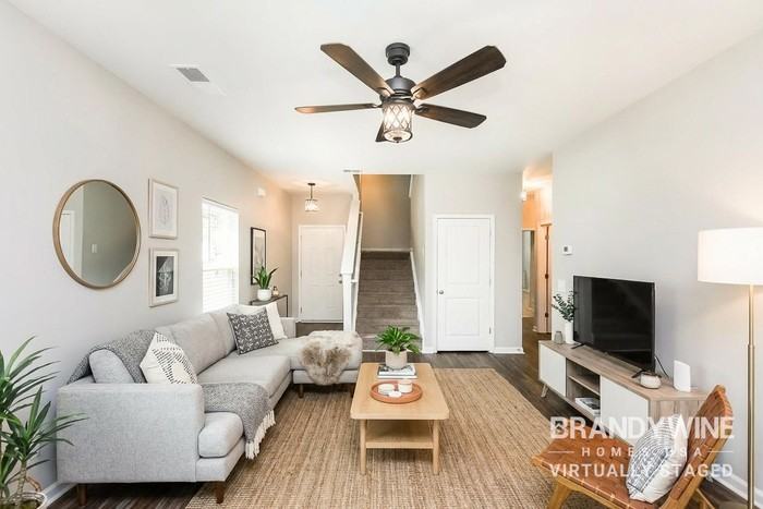 3332 Lowland Dr - Photo 4 of 20