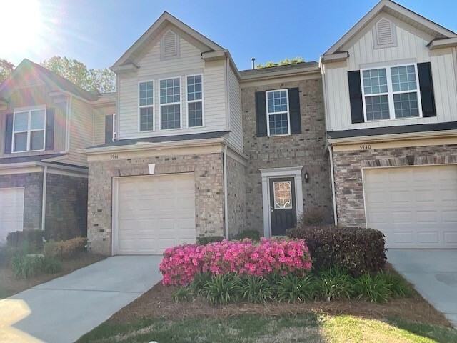 5944 Carrollton Ln - Photo 2 of 15