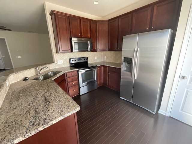 5944 Carrollton Ln - Photo 4 of 15