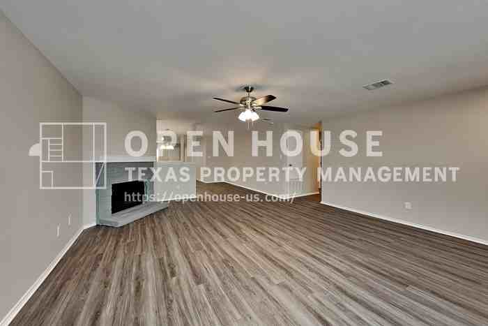 4533 Lacebark Ln - Photo 4 of 21