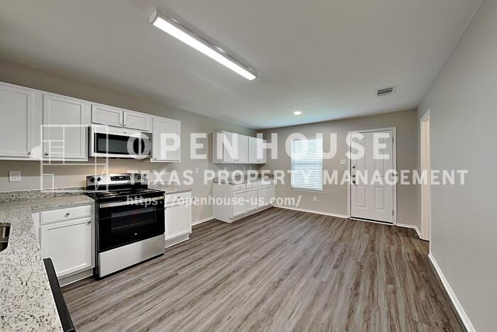 4533 Lacebark Ln - Photo 7 of 21