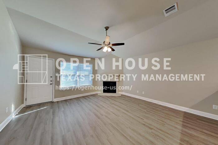 1337 Shelley Dr - Photo 5 of 23