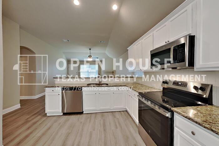 1337 Shelley Dr - Photo 6 of 23